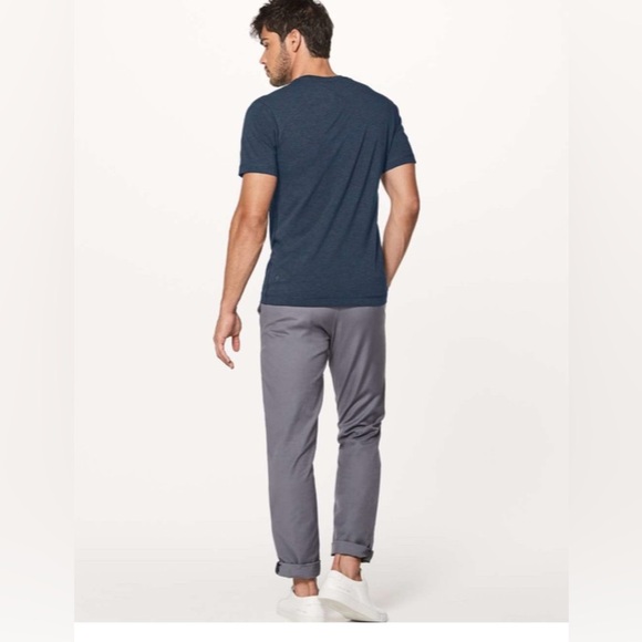 Mens Lululemon 5 Year Basic Tee navy size small - Picture 2 of 8